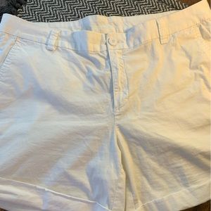 🏷️ 3 for $10
White shorts